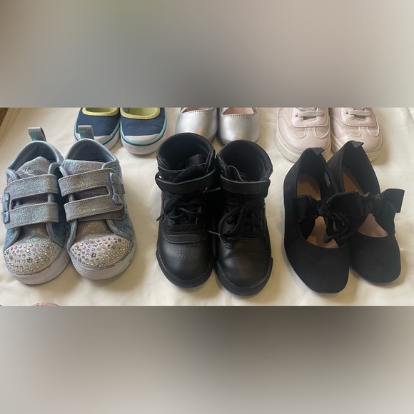 Toddler girl shoe lot size 9T and 10T - Picture 3 of 5